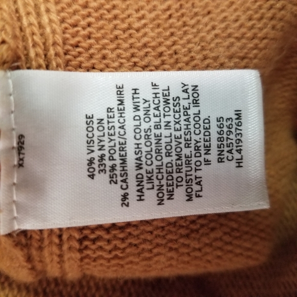 Halogen soft cozy crewneck  Tan sweater Size Medium - Picture 6 of 6